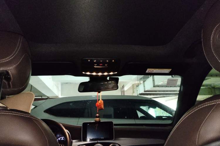 Used Mercedes-Benz GLC 2019 GLC 200 4MATIC Headliner