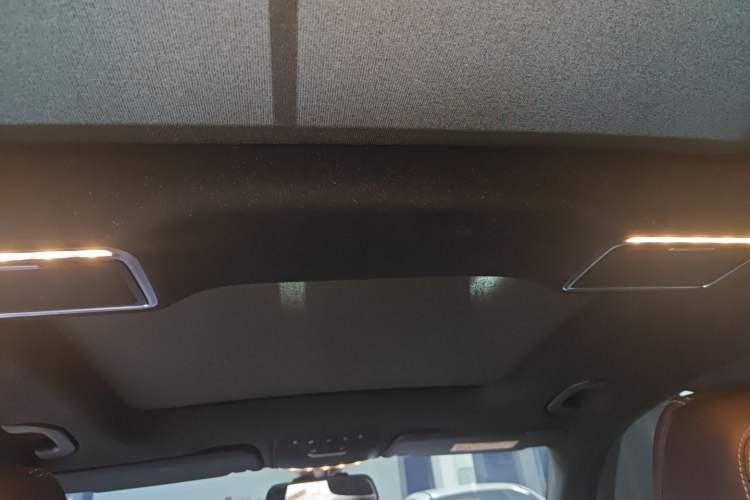 Used Mercedes-Benz GLC 2019 GLC 200 L 4MATIC Headliner