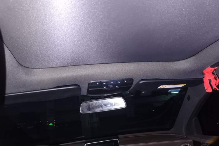Used Mercedes-Benz GLC 2019 GLC 260 L 4MATIC Dynamic Model Headliner