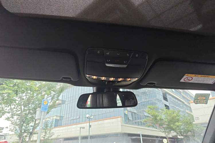Used Mercedes-Benz GLC 2019 GLC 260 4MATIC Dynamic Edition Headliner