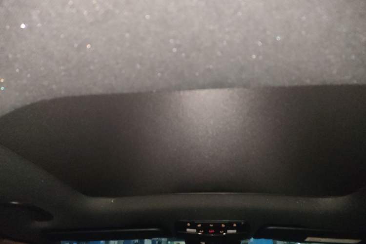 Used Mercedes-Benz GLC 2019 Facelift GLC 260 L 4MATIC Luxury Model Headliner