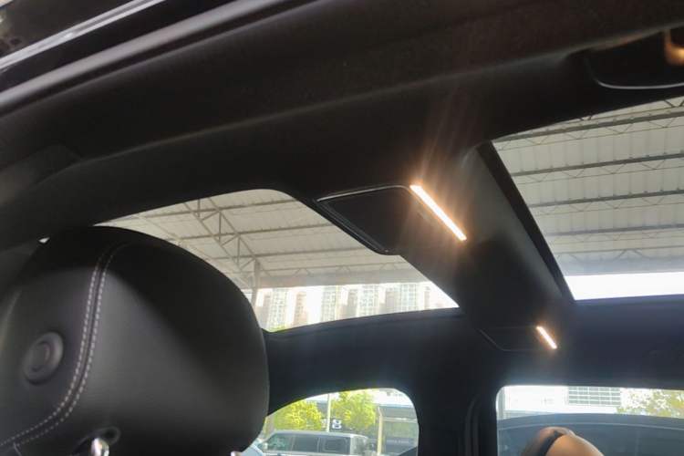 Used Mercedes-Benz GLC 2019 Facelift GLC 260 L 4MATIC Luxury Model Headliner
