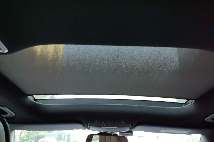 Used Mercedes-Benz GLC 2019 GLC 260 L 4MATIC Dynamic Model Headliner