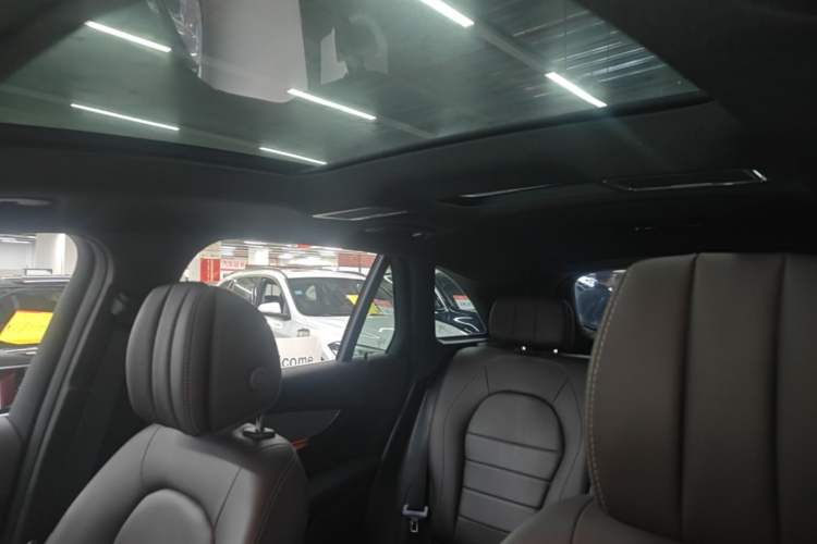 Used Mercedes-Benz GLC 2019 GLC 200 L 4MATIC Headliner