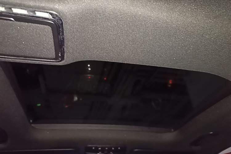Used Mercedes-Benz GLC 2019 GLC 200 L 4MATIC Headliner