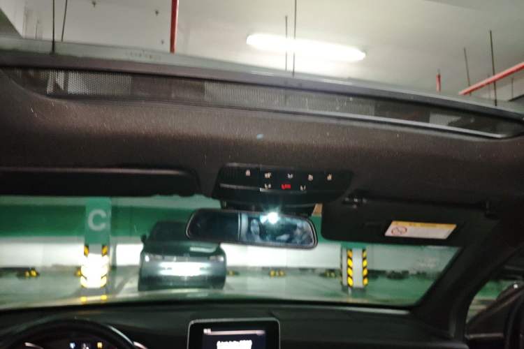 Used Mercedes-Benz GLC 2019 GLC 260 L 4MATIC Dynamic Model Headliner