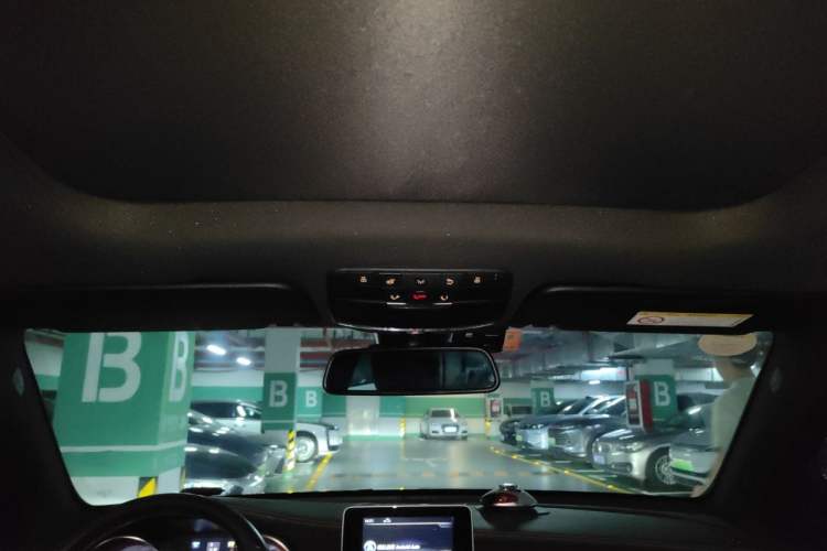 Used Mercedes-Benz GLC 2019 GLC 260 L 4MATIC Dynamic Model Headliner