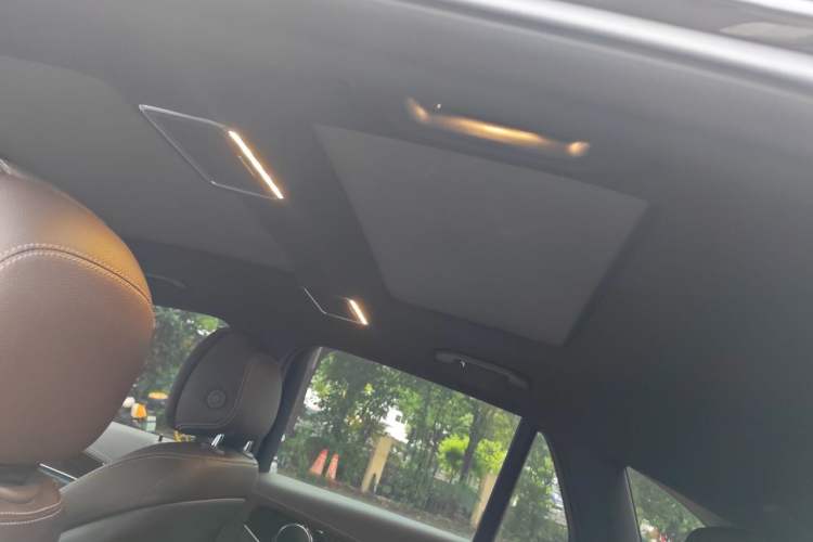 Used Mercedes-Benz GLC 2019 GLC 260 L 4MATIC Luxury Model Headliner