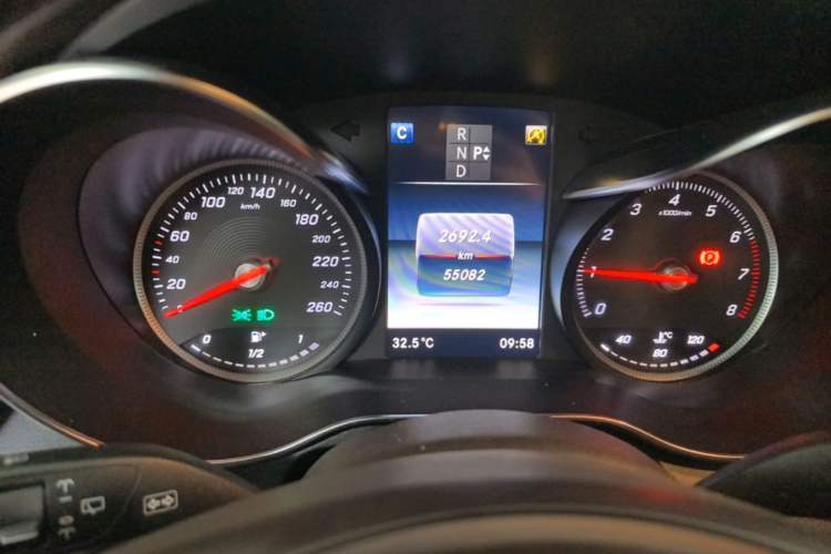 Used Mercedes-Benz GLC 2019 GLC 260 L 4MATIC Dynamic Model Instrument Cluster