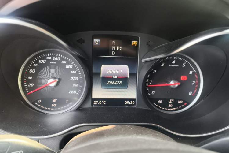 Used Mercedes-Benz GLC 2019 Facelift GLC 260 L 4MATIC Luxury Model Instrument Cluster