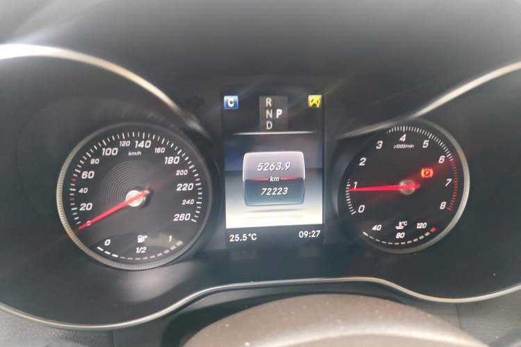 Used Mercedes-Benz GLC 2019 Facelift GLC 260 L 4MATIC Luxury Model Instrument Cluster