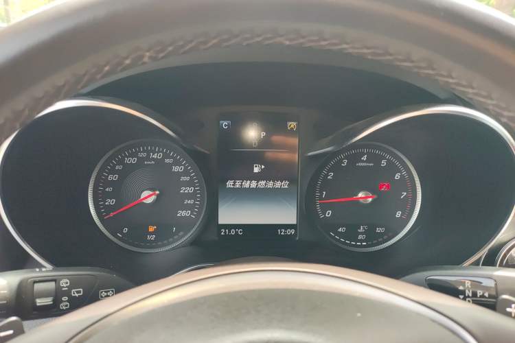 Used Mercedes-Benz GLC 2019 GLC 260 L 4MATIC Dynamic Model Instrument Cluster