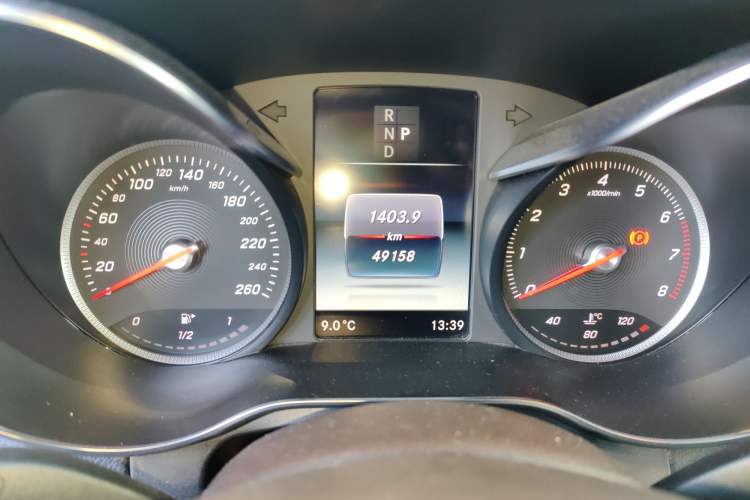 Used Mercedes-Benz GLC 2019 GLC 300 L 4MATIC Dynamic Model Instrument Cluster