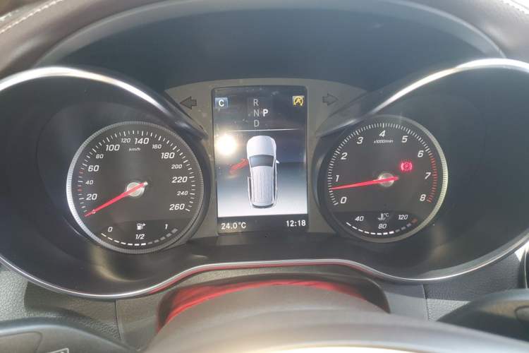 Used Mercedes-Benz GLC 2019 GLC 260 L 4MATIC Luxury Model Instrument Cluster