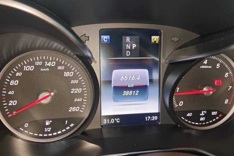 Used Mercedes-Benz GLC 2019 Facelift GLC 260 L 4MATIC Luxury Model Instrument Cluster