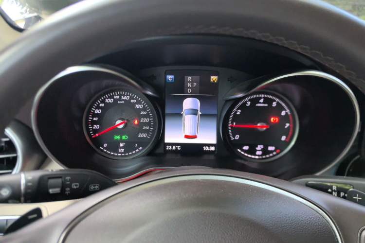 Used Mercedes-Benz GLC 2019 Facelift GLC 260 L 4MATIC Luxury Model Instrument Cluster