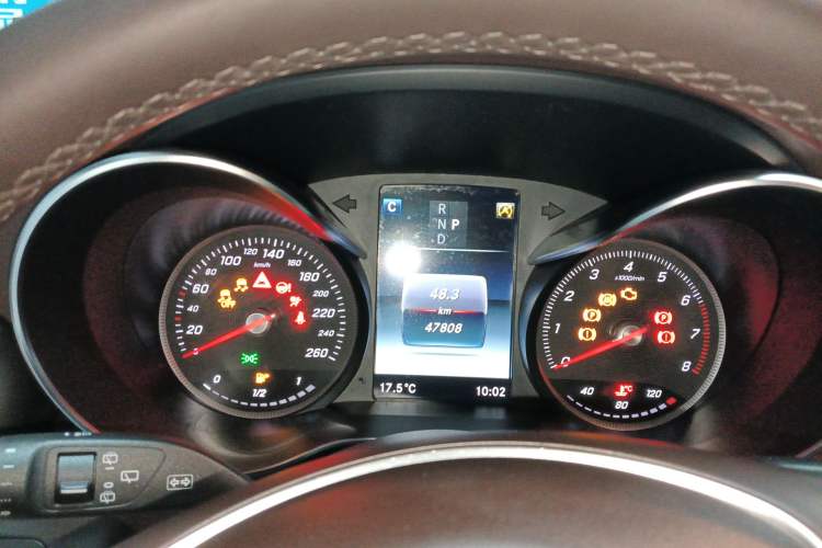 Used Mercedes-Benz GLC 2019 GLC 260 L 4MATIC Dynamic Model Instrument Cluster