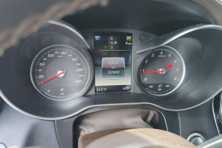 Used Mercedes-Benz GLC 2019 GLC 260 L 4MATIC Dynamic Model Instrument Cluster