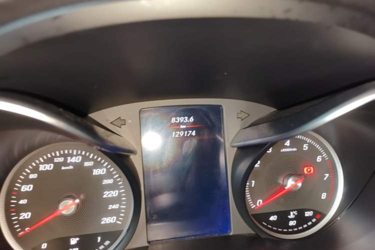 Used Mercedes-Benz GLC 2019 GLC 260 L 4MATIC Dynamic Model Instrument Cluster