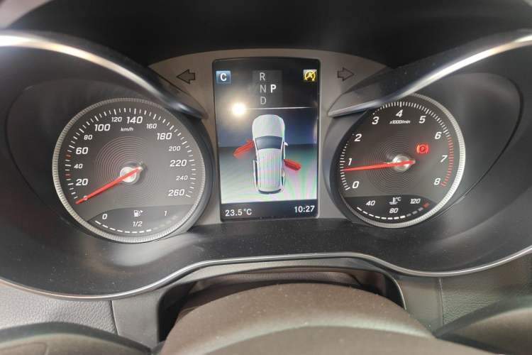 Used Mercedes-Benz GLC 2019 Facelift GLC 260 L 4MATIC Luxury Model Instrument Cluster