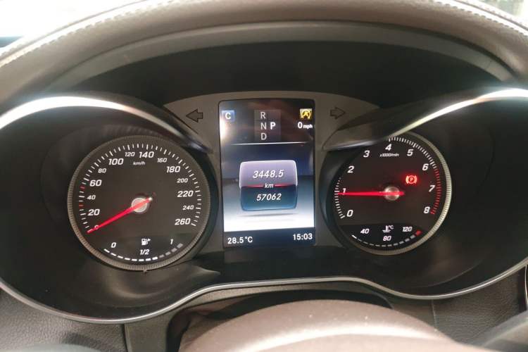 Used Mercedes-Benz GLC 2019 Refreshed GLC 300 L 4MATIC Dynamic Edition Instrument Cluster
