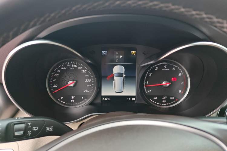 Used Mercedes-Benz GLC 2019 GLC 260 L 4MATIC Dynamic Model Instrument Cluster