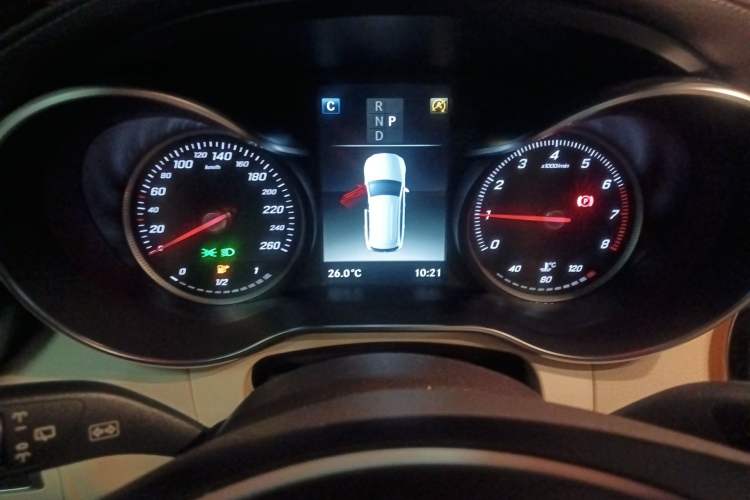 Used Mercedes-Benz GLC 2019 GLC 260 L 4MATIC Luxury Model Instrument Cluster