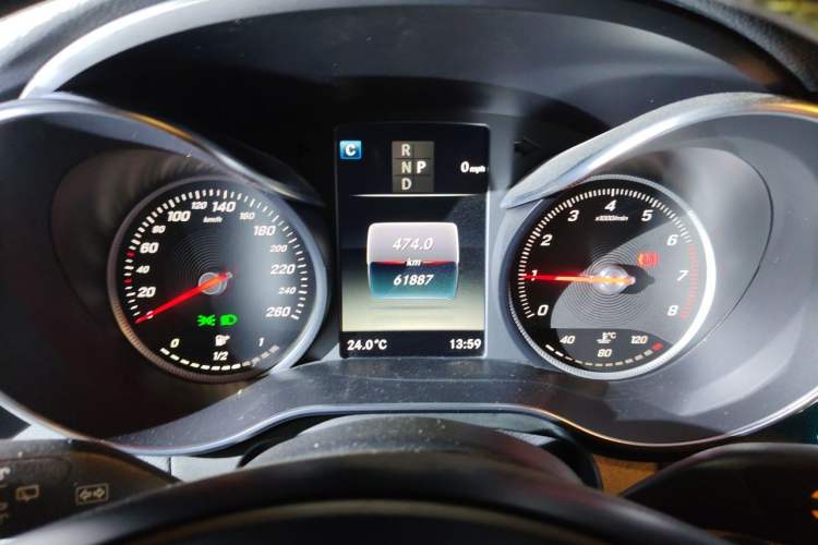 Used Mercedes-Benz GLC 2019 GLC 260 L 4MATIC Luxury Model Instrument Cluster
