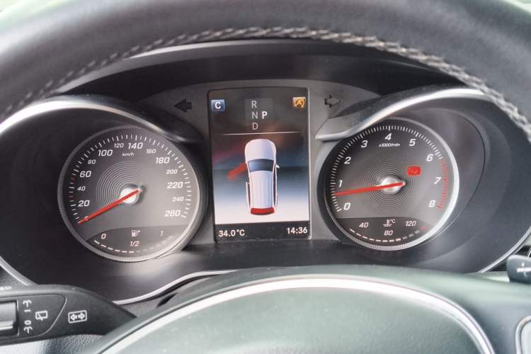 Used Mercedes-Benz GLC 2019 GLC 260 L 4MATIC Luxury Model Instrument Cluster