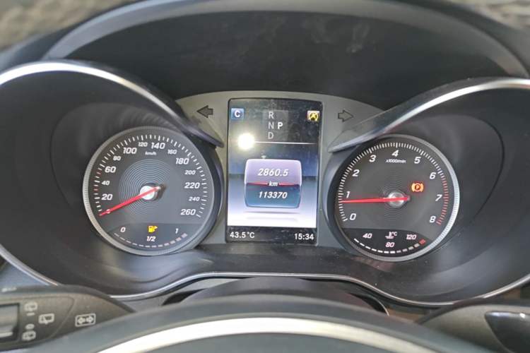 Used Mercedes-Benz GLC 2019 GLC 260 L 4MATIC Dynamic Model Instrument Cluster