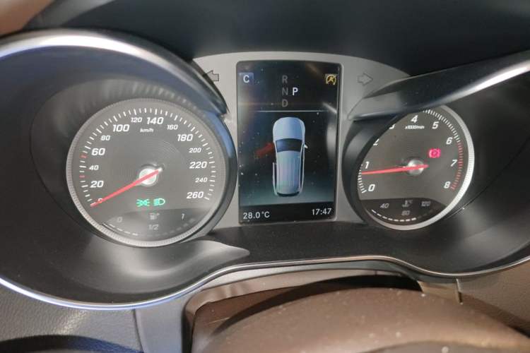 Used Mercedes-Benz GLC 2019 GLC 260 L 4MATIC Dynamic Model Instrument Cluster