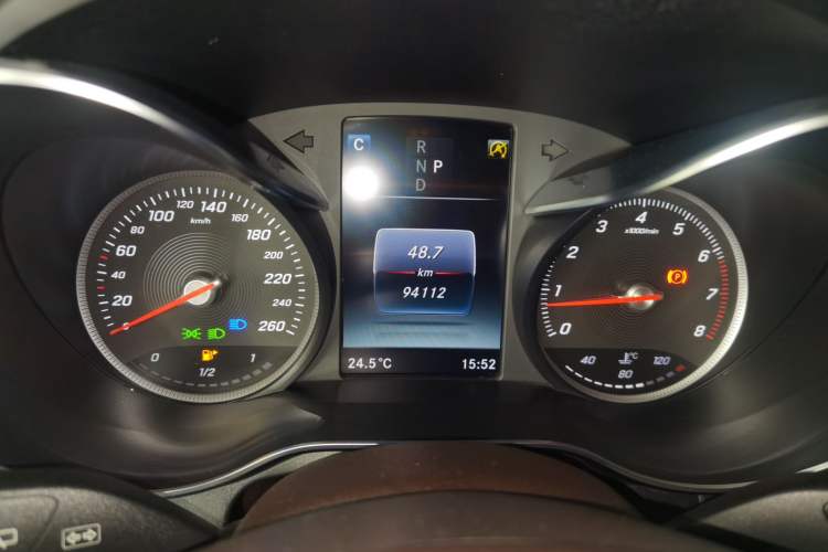 Used Mercedes-Benz GLC 2019 GLC 260 L 4MATIC Dynamic Model Instrument Cluster