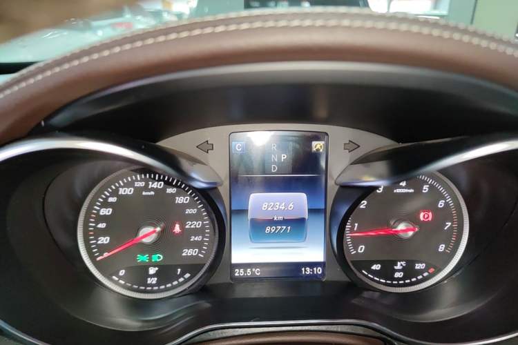 Used Mercedes-Benz GLC 2019 GLC 260 L 4MATIC Dynamic Model Instrument Cluster