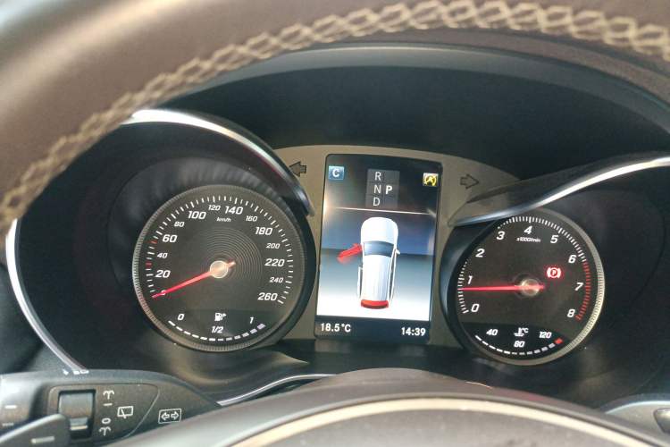 Used Mercedes-Benz GLC 2019 GLC 260 L 4MATIC Dynamic Model Instrument Cluster