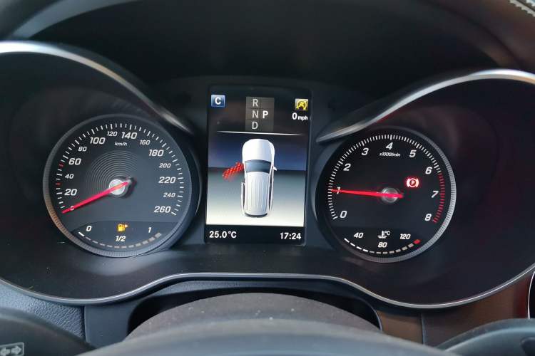 Used Mercedes-Benz GLC 2019 GLC 260 L 4MATIC Dynamic Model Instrument Cluster
