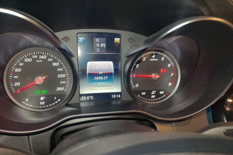 Used Mercedes-Benz GLC 2019 GLC 200 L 4MATIC Instrument Cluster