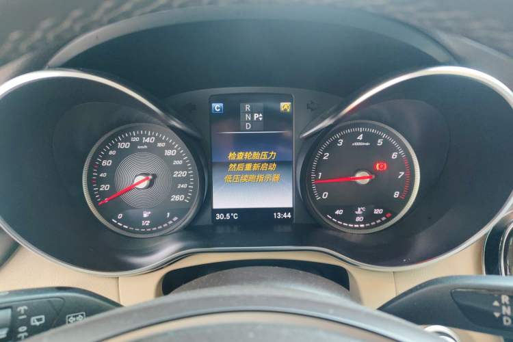 Used Mercedes-Benz GLC 2019 Facelift GLC 260 L 4MATIC Luxury Model Instrument Cluster