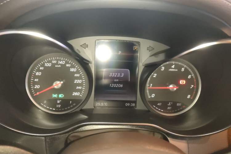 Used Mercedes-Benz GLC 2019 GLC 260 L 4MATIC Dynamic Model Instrument Cluster