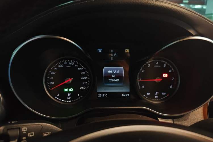 Used Mercedes-Benz GLC 2019 Facelift GLC 260 L 4MATIC Luxury Model Instrument Cluster