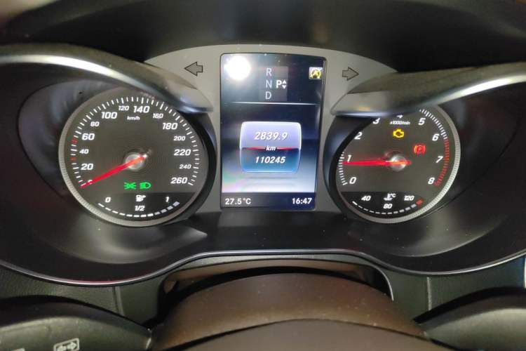 Used Mercedes-Benz GLC 2019 GLC 260 L 4MATIC Dynamic Model Instrument Cluster