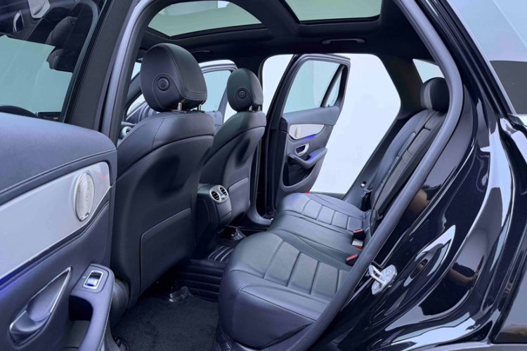 Used Mercedes-Benz GLC 2019 GLC 200 4MATIC Interior 1