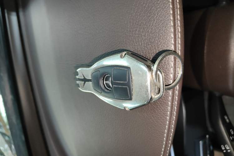 Used Mercedes-Benz GLC 2019 GLC 200 L 4MATIC Interior 1