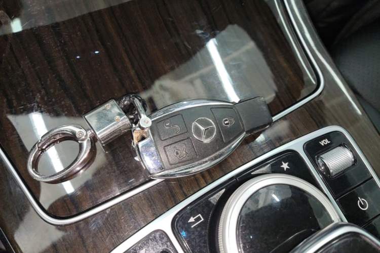 Used Mercedes-Benz GLC 2019 GLC 260 L 4MATIC Dynamic Model Interior 1