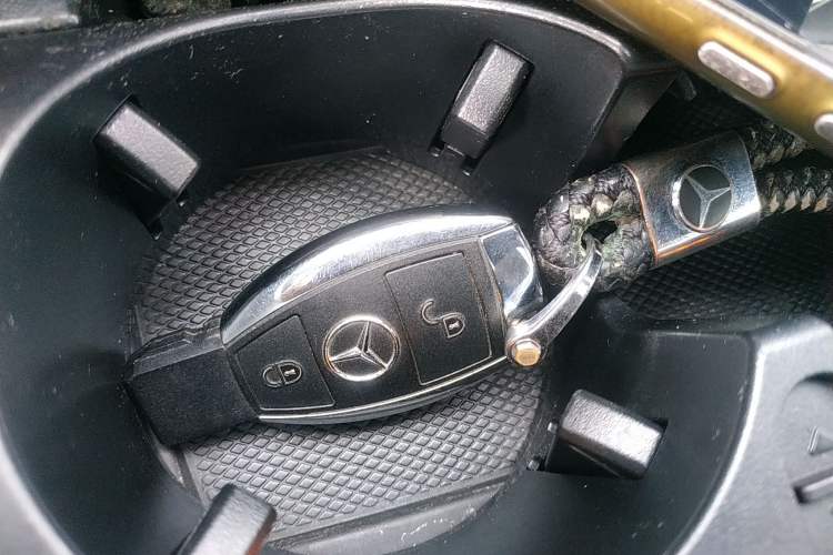 Used Mercedes-Benz GLC 2019 GLC 200 4MATIC Interior 1