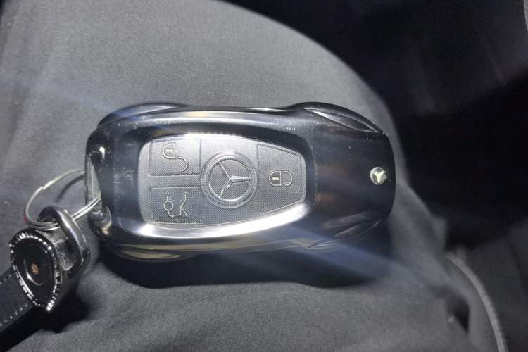 Used Mercedes-Benz GLC 2019 GLC 260 L 4MATIC Luxury Model Interior 1