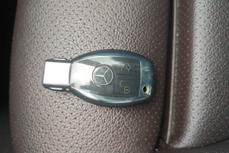 Used Mercedes-Benz GLC 2019 GLC 200 L 4MATIC Interior 1