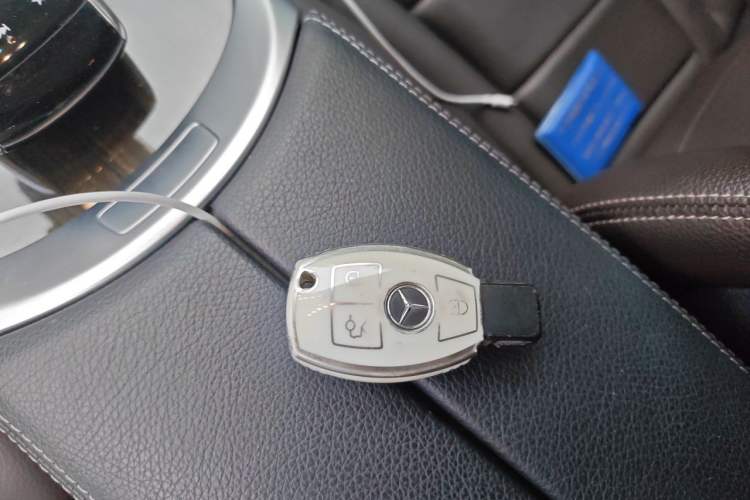 Used Mercedes-Benz GLC 2019 GLC 260 L 4MATIC Luxury Model Interior 1