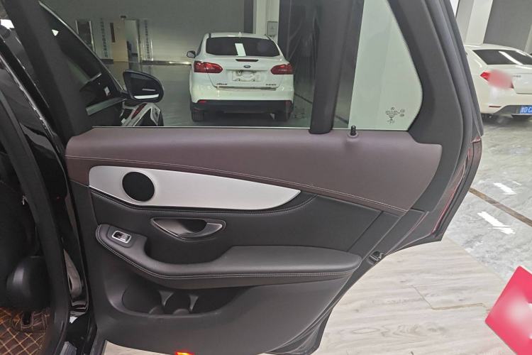 Used Mercedes-Benz GLC 2019 GLC 200 L 4MATIC Interior 6