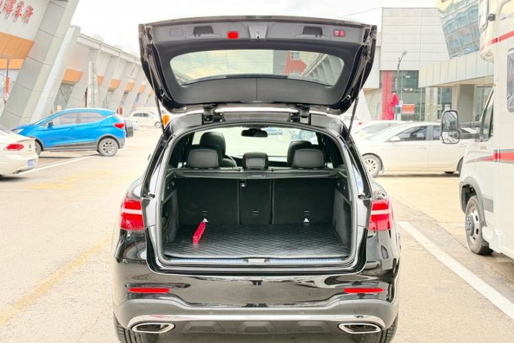 Used Mercedes-Benz GLC 2019 GLC 260 L 4MATIC Dynamic Model Interior 7