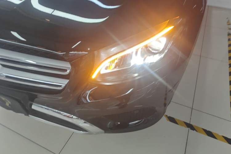 Used Mercedes-Benz GLC 2019 GLC 200 L 4MATIC Left Front Headlight